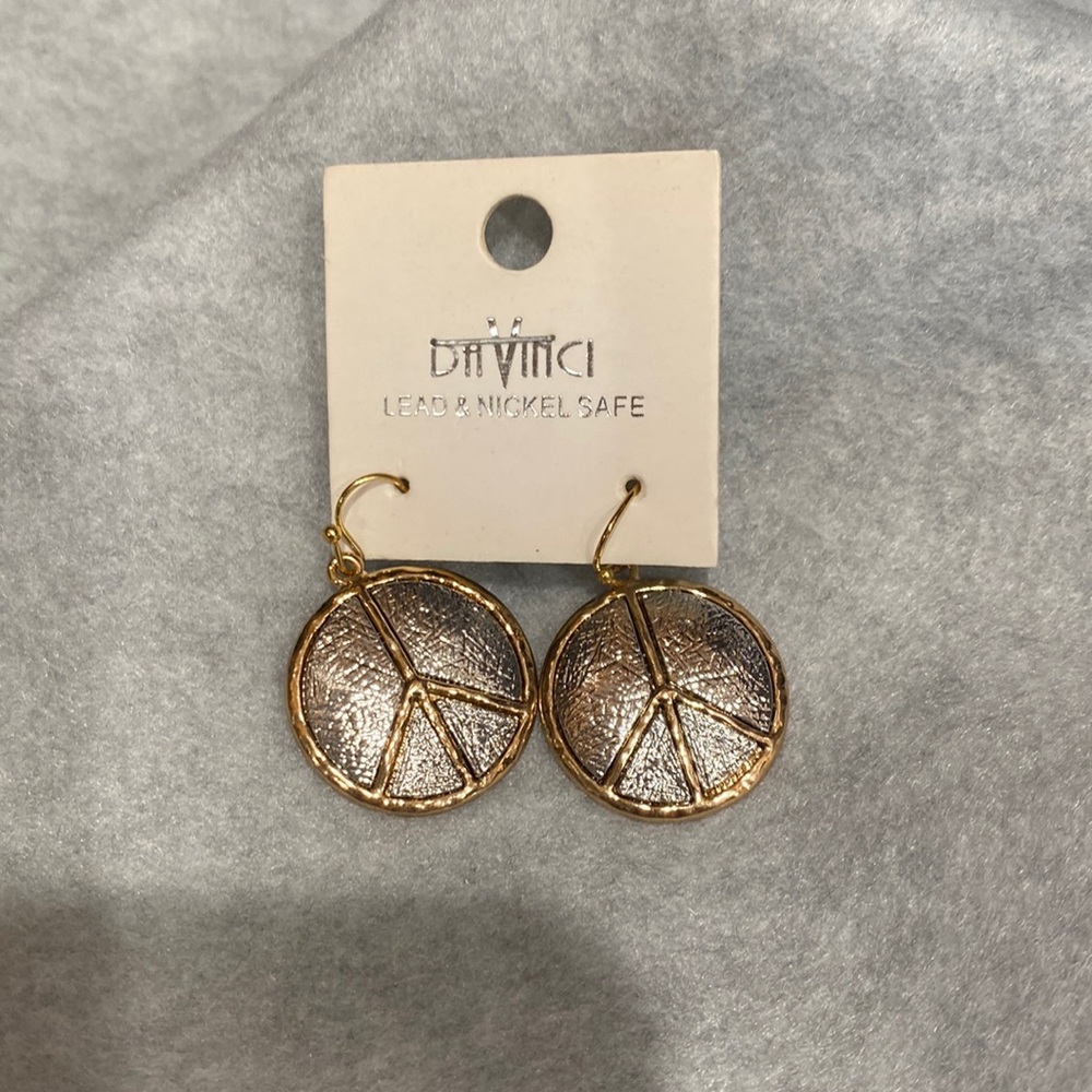 DAVinci gold and silver Peace sign pierced dangle earrings NWT